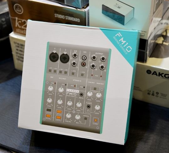 FLAMMA FM10 多功能6軌混音器直播錄音介面